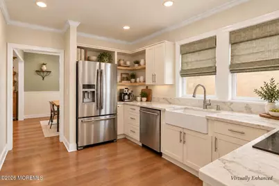 542 Clinton Avenue, Belford, NJ 07718 - Photo 12