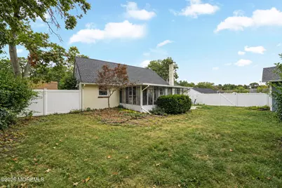 417 Leeward Avenue, Beachwood, NJ 08722 - Photo 22