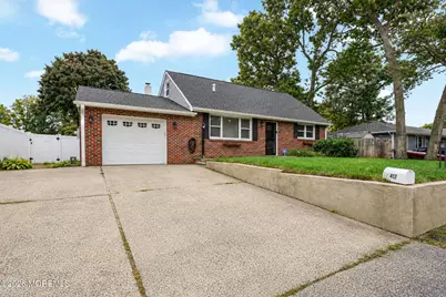 417 Leeward Avenue, Beachwood, NJ 08722 - Photo 4
