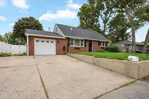 417 Leeward Ave, Beachwood, NJ 08722 - Photo 4