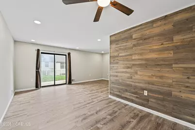 807 Ivy Court, Jackson, NJ 08527 - Photo 12