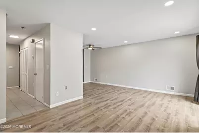 807 Ivy Court, Jackson, NJ 08527 - Photo 16