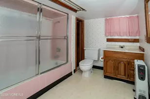 331 Sherwood Dr, Aberdeen Township, NJ 07735 - Photo 20