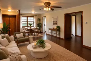 35 Wood Ave, Middletown, NJ 07748 - Photo 2