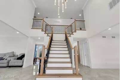 22 Meadow Lane, West Long Branch, NJ 07764 - Photo 4