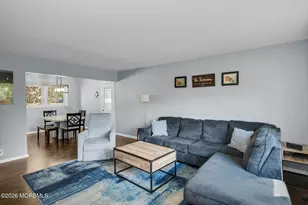 709 Park Ave, Middletown, NJ 07748 - Photo 2
