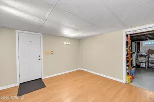 709 Park Ave, Middletown, NJ 07748 - Photo 36