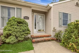 1817 3rd Ave, Toms River Township, NJ 08757 - Photo 2