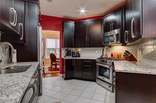 194 Shinnecock Dr, Manalapan Township, NJ 07726 - Photo 10