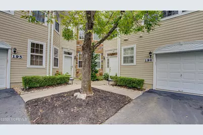 194 Shinnecock Drive, Manalapan Township, NJ 07726 - Photo 2