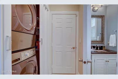194 Shinnecock Drive, Manalapan Township, NJ 07726 - Photo 6