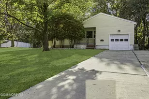 25 Woodbrook Dr, Matawan, NJ 07747 - Photo 1