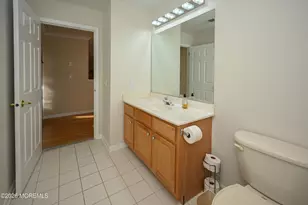 215 Shinnecock Dr, Manalapan Township, NJ 07726 - Photo 28