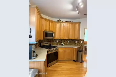 215 Shinnecock Drive, Manalapan Township, NJ 07726 - Photo 4