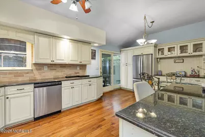 83 Walnut Ave Avenue, Red Bank, NJ 07701 - Photo 10