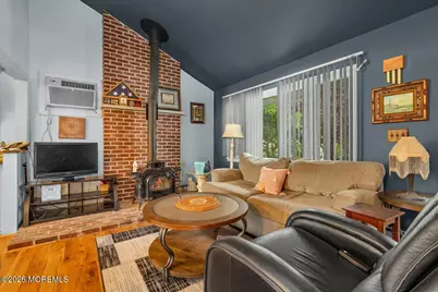 83 Walnut Ave Avenue, Red Bank, NJ 07701 - Photo 8