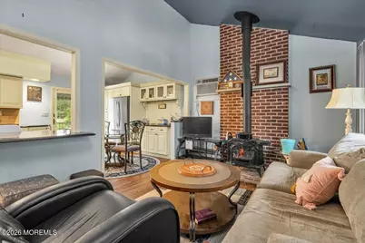 83 Walnut Ave Avenue, Red Bank, NJ 07701 - Photo 6