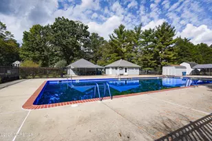 76 Harbor Cir, Freehold, NJ 07728 - Photo 34