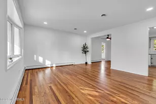 36 Cambridge Ct, Toms River Township, NJ 08757 - Photo 8