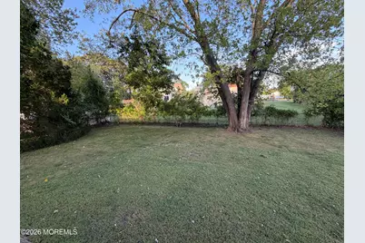 6 Roslyn Drive, Oakhurst, NJ 07755 - Photo 18