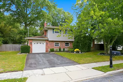 45 Oak Terrace, Howell Township, NJ 07731 - Photo 2