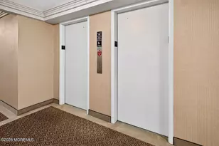 28 Riverside Ave, Red Bank, NJ 07701 - Photo 4