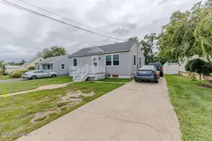217 W Sylvania Ave, Neptune City, NJ 07753 - Photo 2
