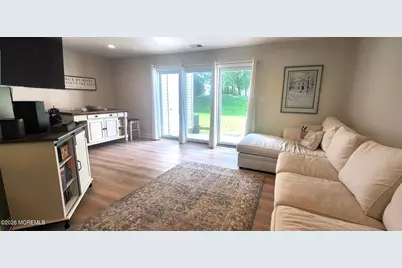 32 Redwood Drive, Eatontown, NJ 07724 - Photo 2