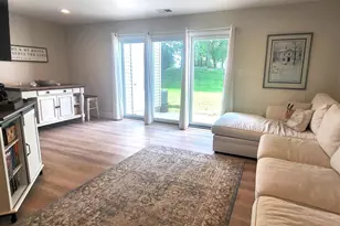 32 Redwood Dr, Eatontown, NJ 07724 - Photo 2