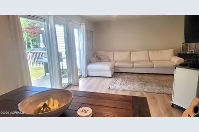 32 Redwood Drive, Eatontown, NJ 07724 - Photo 4