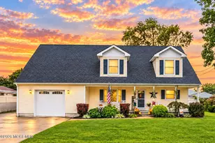 501 Lilac St, Lakehurst, NJ 08733 - Photo 1