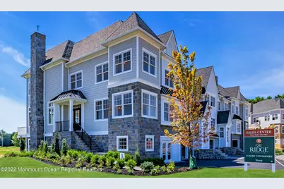 164 Eagle Way, Eatontown, NJ 07724 - Photo 2