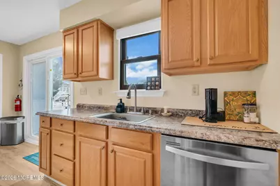 104 Southard Drive, Manahawkin, NJ 08050 - Photo 4