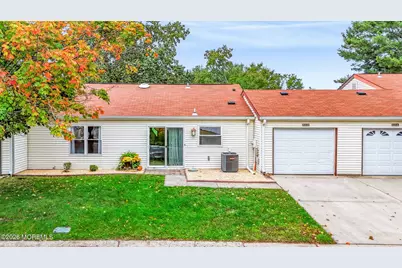 820B Liverpool Circle, Manchester Township, NJ 08759 - Photo 4