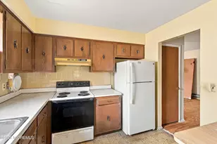 70 Brakenbury Dr, Toms River Township, NJ 08757 - Photo 8