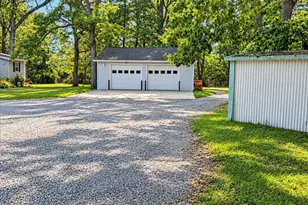 135 Friendship Rd, Howell Township, NJ 07731 - Photo 2
