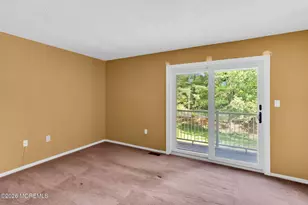 19 Remington Dr, Freehold, NJ 07728 - Photo 14