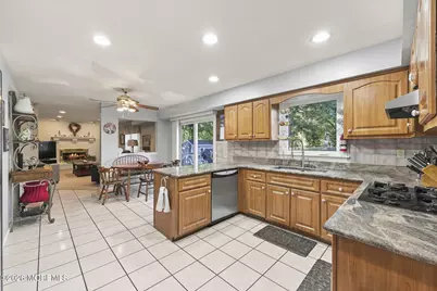 178 Adelphia Road, Farmingdale, NJ 07727 - Photo 18