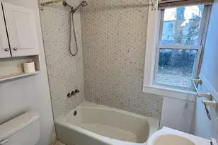 24 Waverly Pl, Red Bank, NJ 07701 - Photo 2