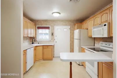 62C Buckingham Drive, Lakewood, NJ 08701 - Photo 10