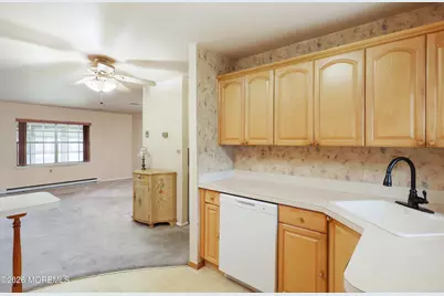 62C Buckingham Drive, Lakewood, NJ 08701 - Photo 14
