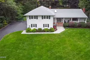 19 Circle Dr, Rumson, NJ 07760 - Photo 1