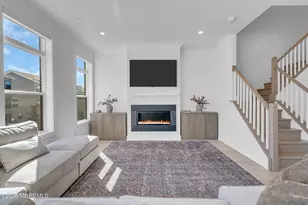 38 Waller Dr, Middletown, NJ 07748 - Photo 14