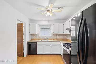 11 Woodstock Drive, Toms River Township, NJ 08757 - Photo 6