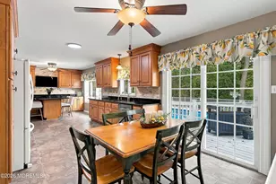 124 Ivy Hill Rd, Red Bank, NJ 07701 - Photo 6
