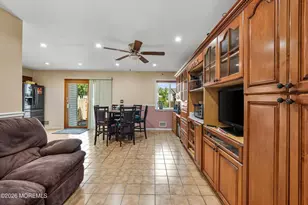 1 Quincy Cir, Dayton, NJ 08810 - Photo 8