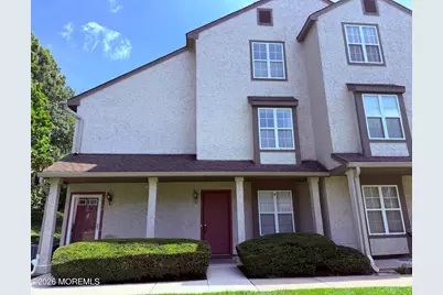 2704 Commons Drive #4, East Brunswick Township, NJ 08816 - Photo 1