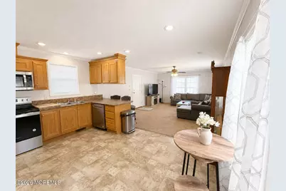65 Woodchuck Parkway, Barnegat, NJ 08005 - Photo 4