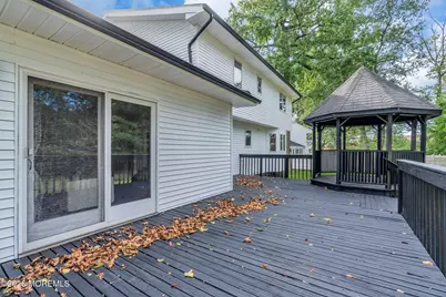 24A Dewey Drive, New Brunswick, NJ 08901 - Photo 40