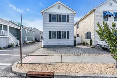 102 W Spray Way, Lavallette, NJ 08735 - Photo 2